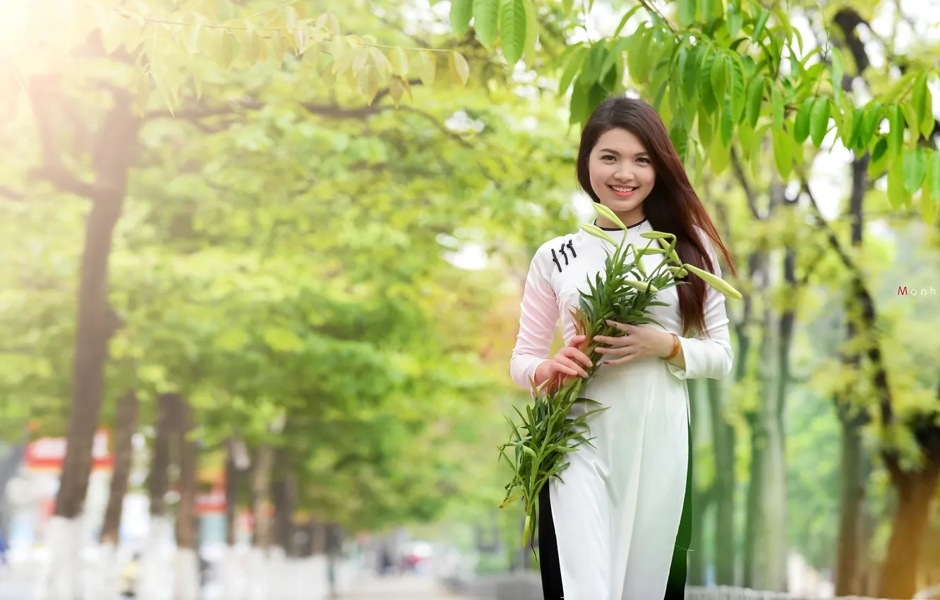 Photo wallpaper girl, flowers, street, Asian