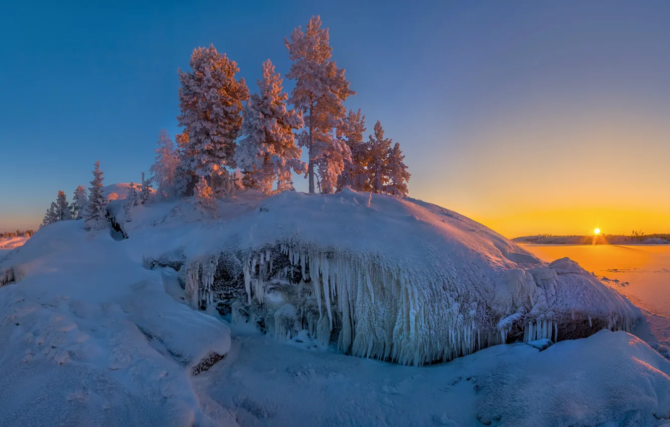 Photo wallpaper the sun, snow, island, Lake Ladoga, Karelia