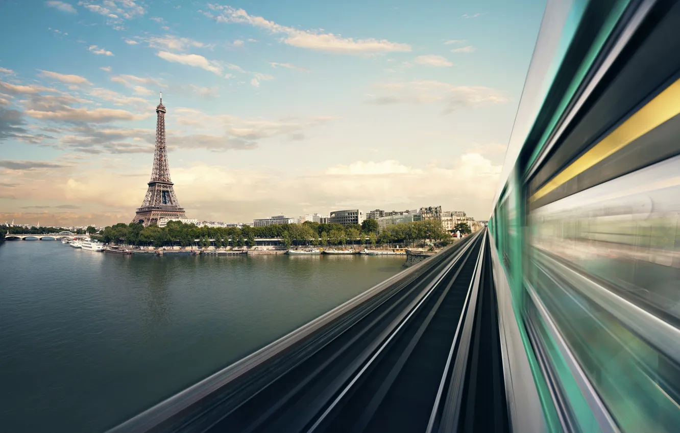 Photo wallpaper movement, Paris, train, Eiffel Tower