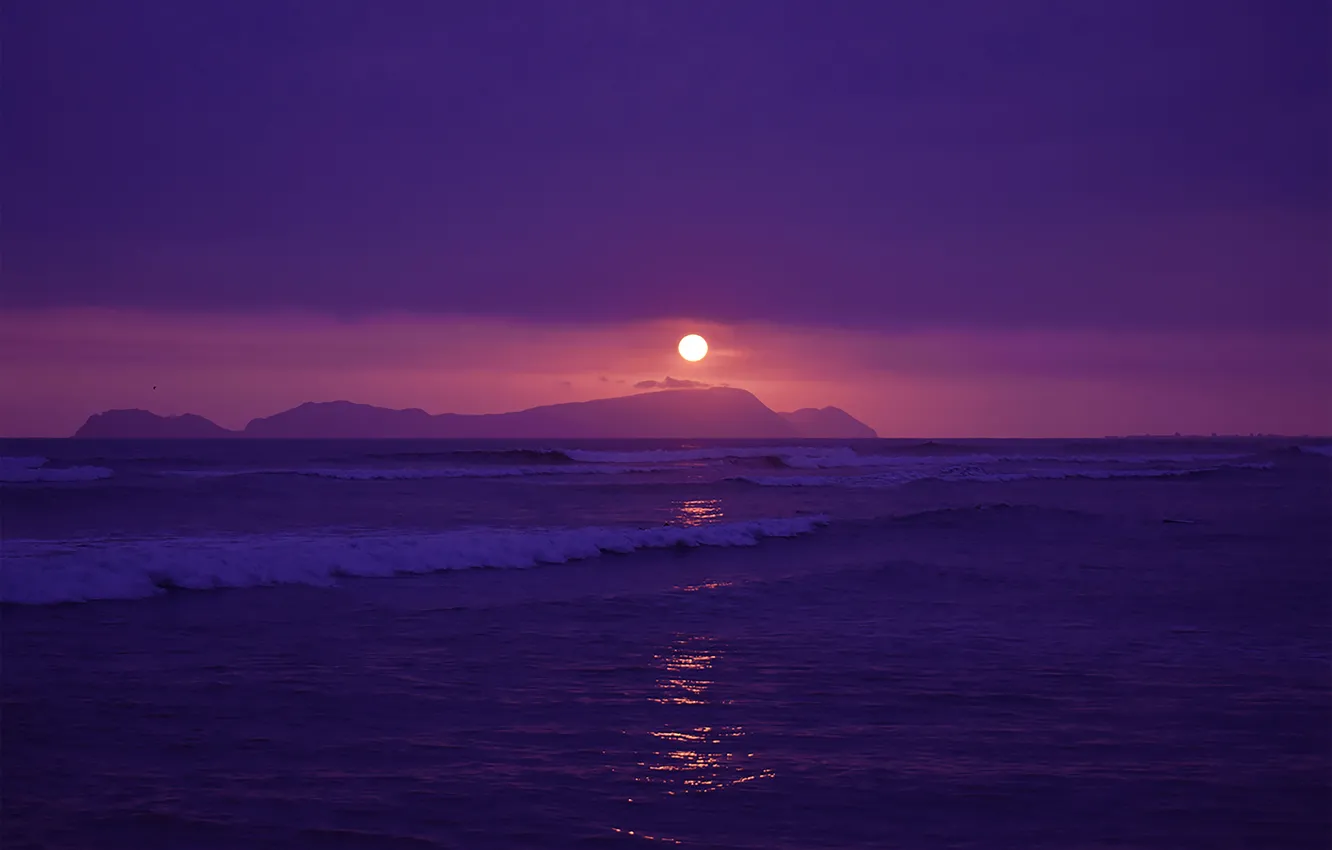 Photo wallpaper beach, sky, sea, sun, purple, bay