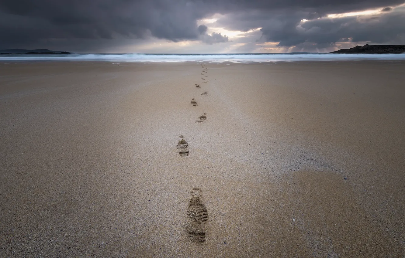 Photo wallpaper sea, traces, shore