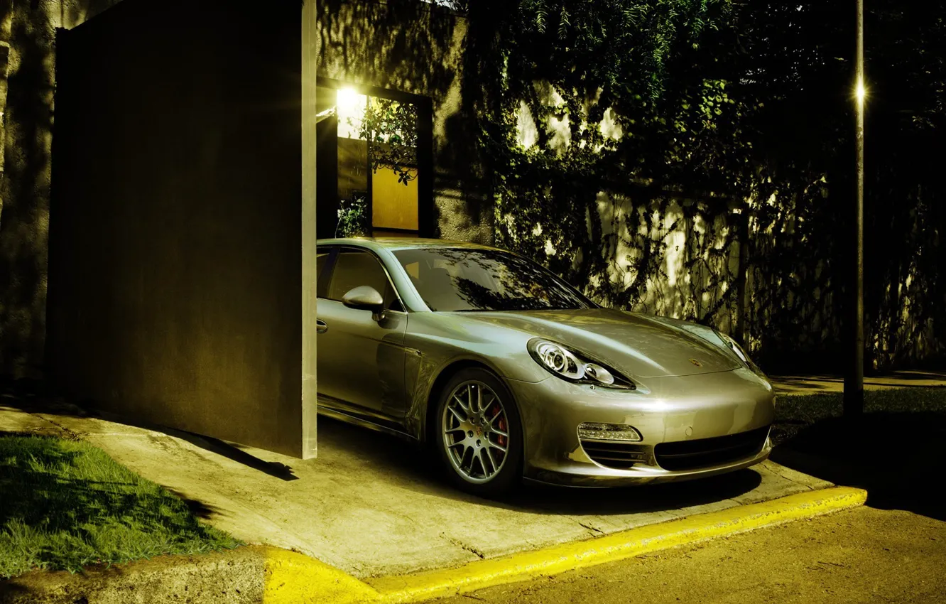 Photo wallpaper street, garage, Porsche