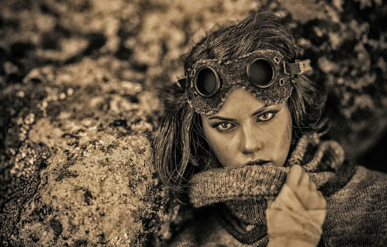 Photo wallpaper girl, portrait, blur, glasses, grit, Stranded