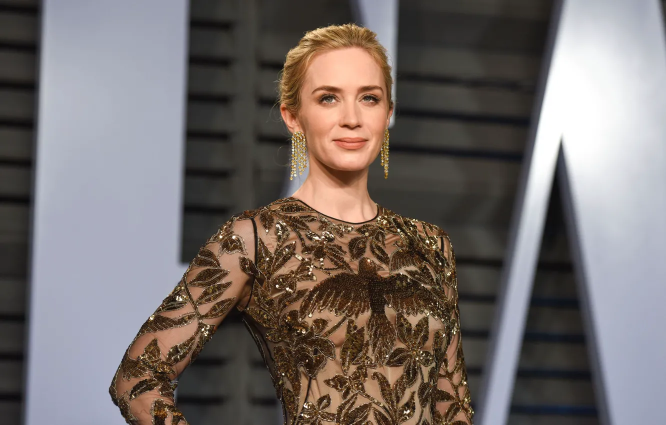 Photo wallpaper look, girl, pose, actress, Emily Blunt, Emily Blunt, hair