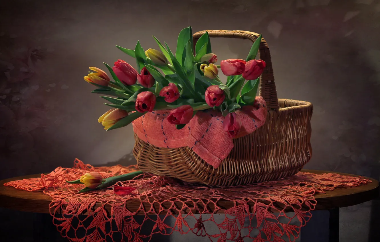 Photo wallpaper background, basket, tulips, basket, napkin