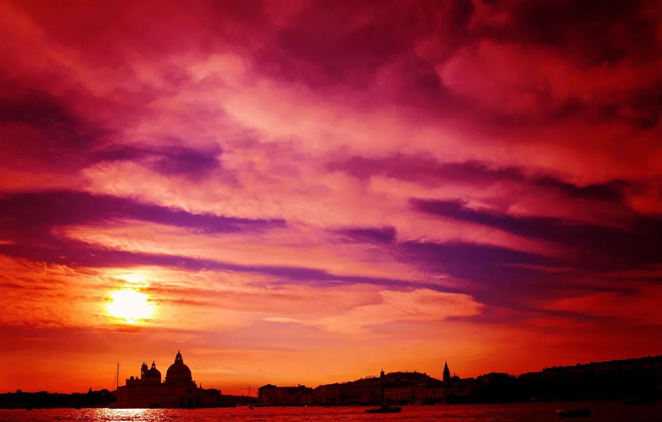 Photo wallpaper the sky, clouds, sunset, the city, home, Italy, Venice, Cathedral