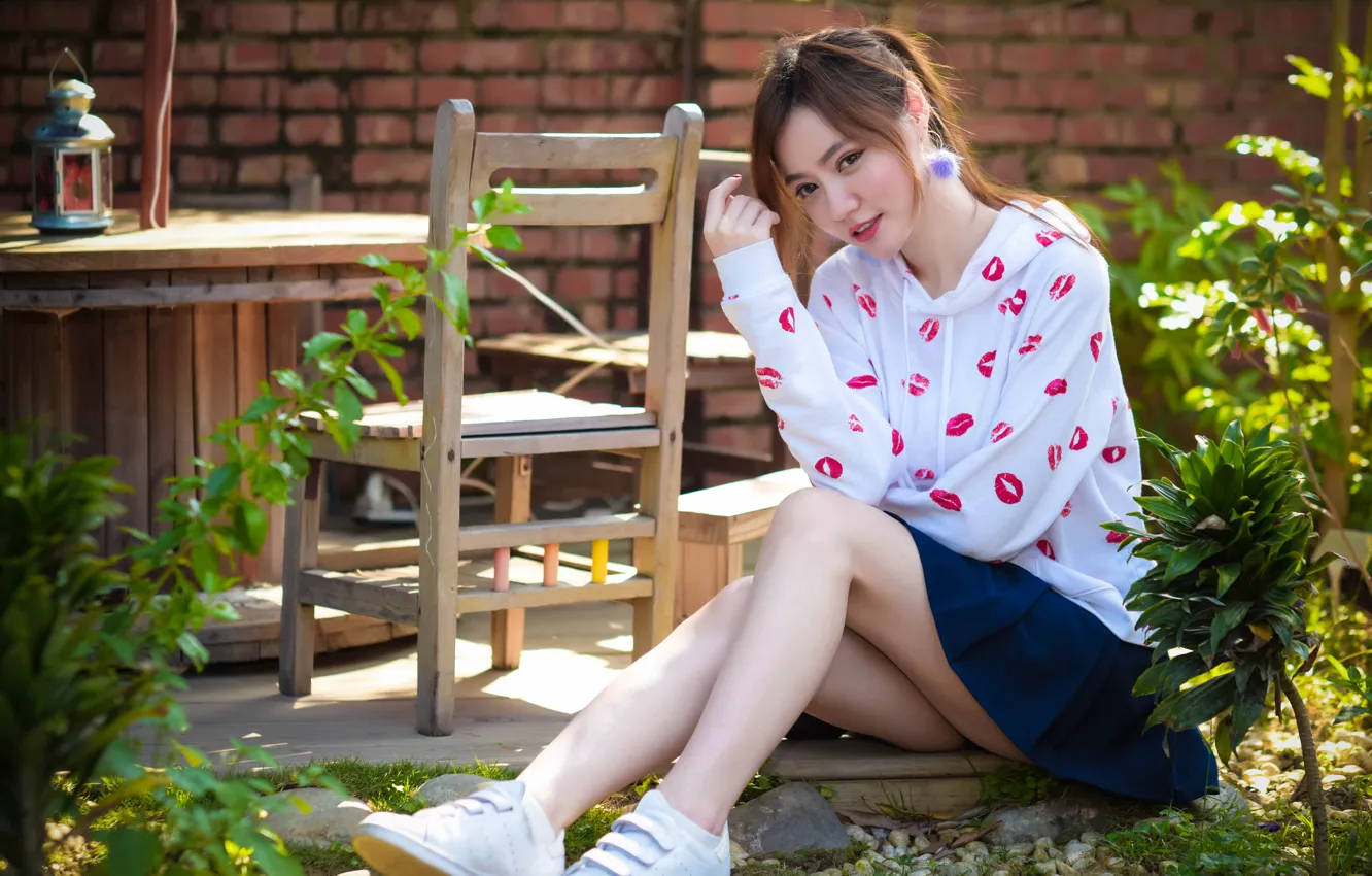 Photo wallpaper summer, face, hair, skirt, legs, Oriental girl