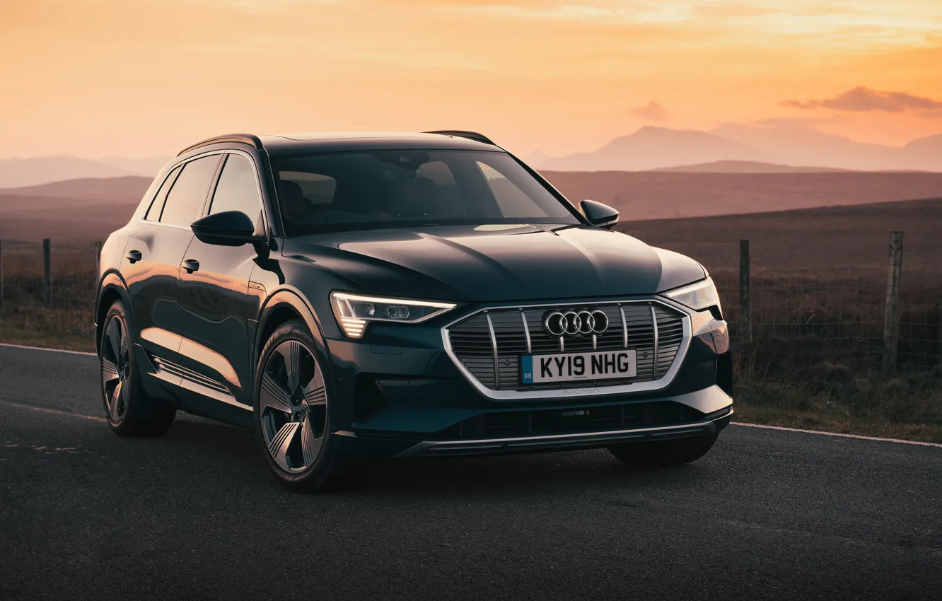 Photo wallpaper sunset, Audi, the evening, crossover, E-Tron, 2019, UK version, electrocreaser