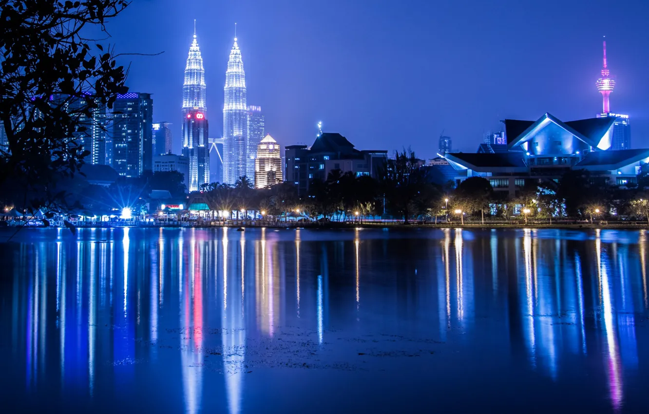Photo wallpaper night, lights, Malaysia, Kuala Lumpur, Petronas twin towers