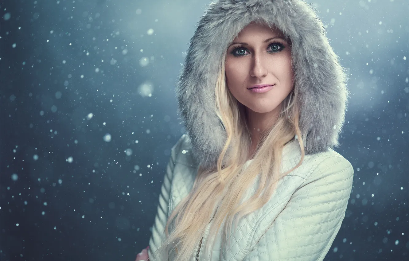 Photo wallpaper snow, portrait, hood, fur