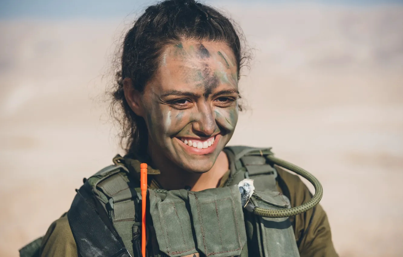 Photo wallpaper girl, smile, soldiers