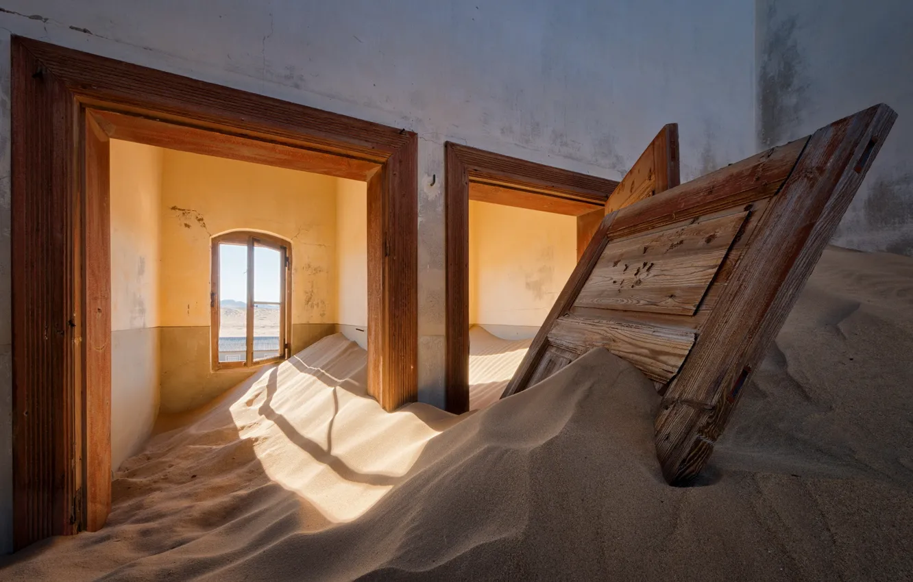 Photo wallpaper sand, house, door