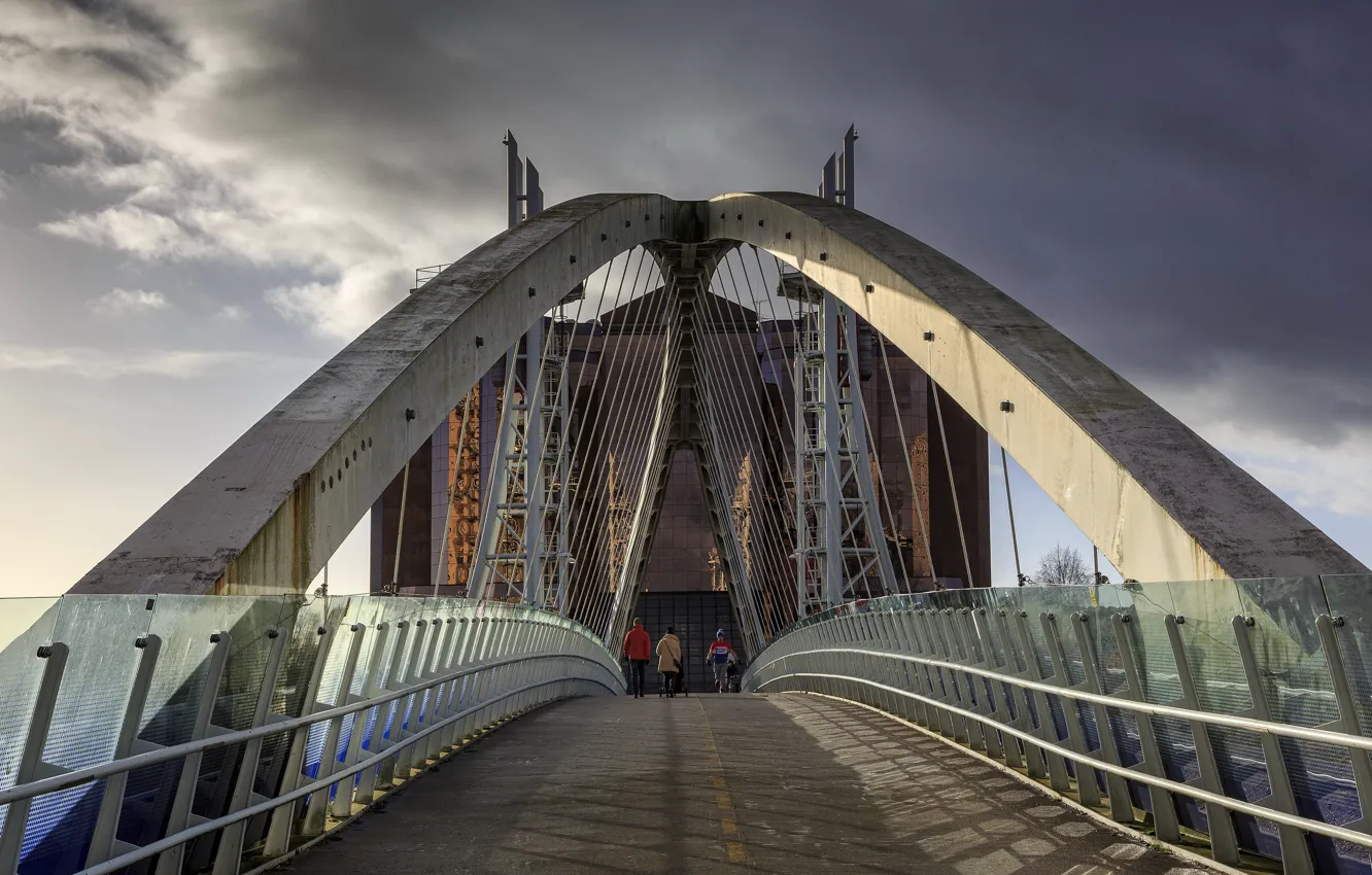 Photo wallpaper Manchester, Salford Quays, Lowry Bridge