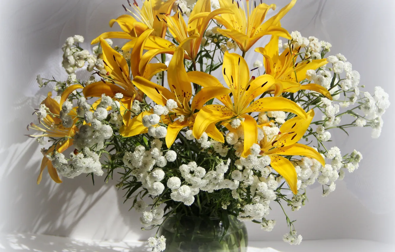 Photo wallpaper flowers, yellow, bouquet, vase, white, liliii