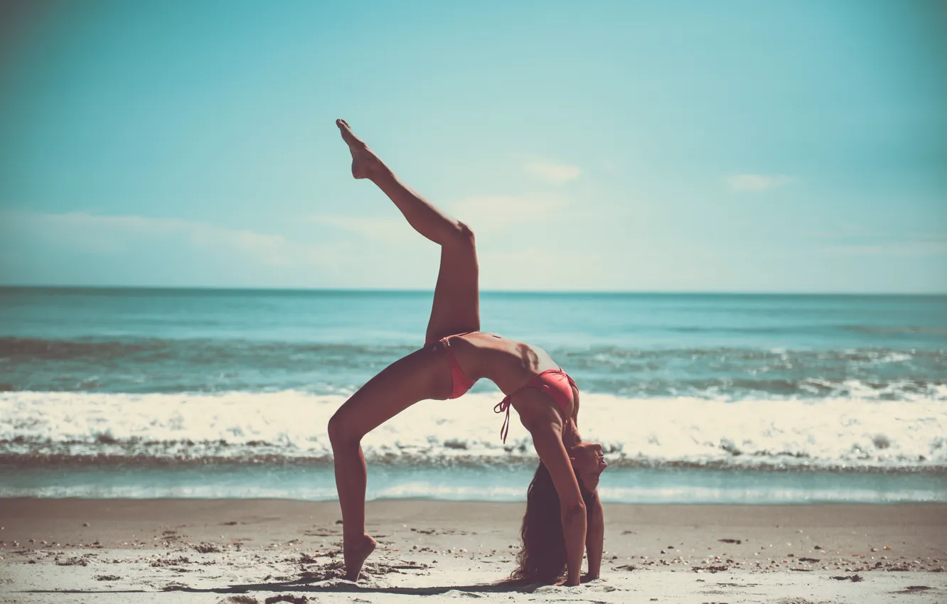 Photo wallpaper beach, sea, bikini, workout, yoga