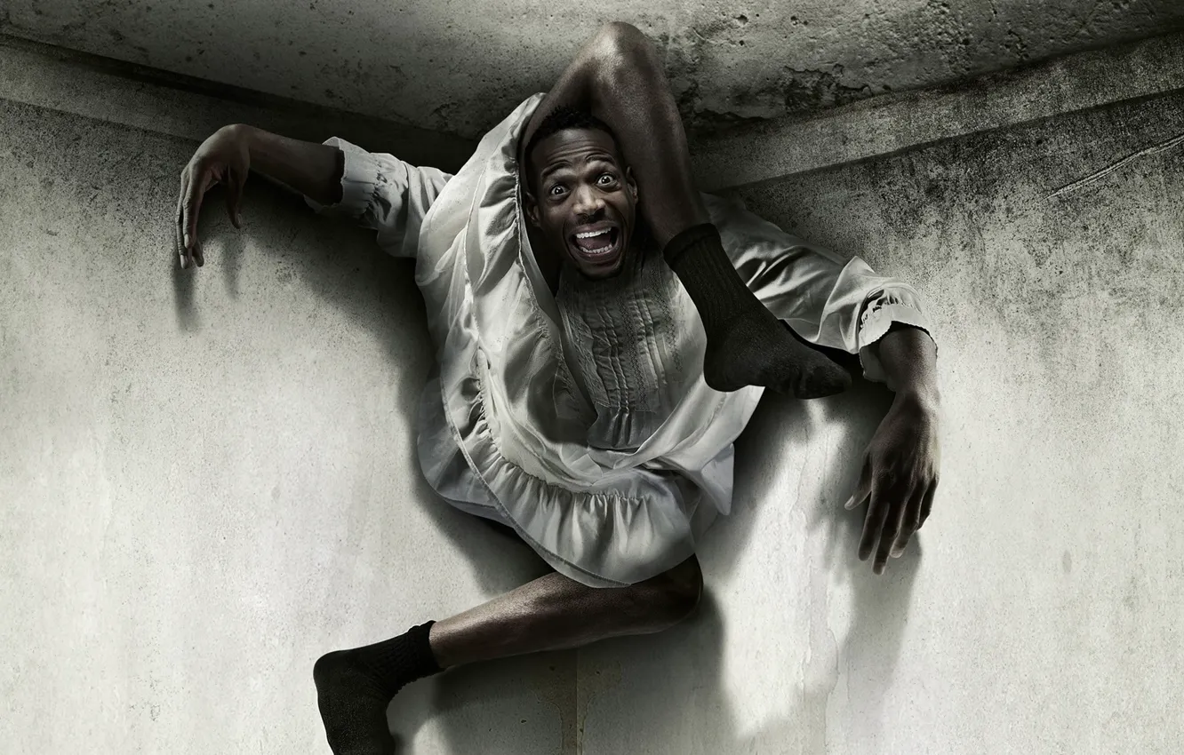 Photo wallpaper Marlon Wayans, Malcolm, A Haunted House, House with paranormal phenomena, Marlon Wayans