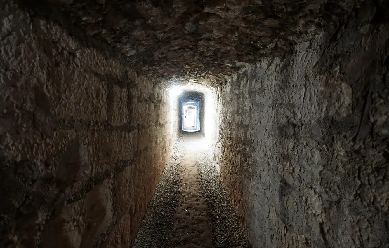 Photo wallpaper light, the tunnel, the basement