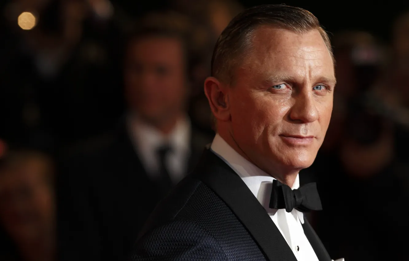 Photo wallpaper male, actor, Daniel Craig, tuxedo