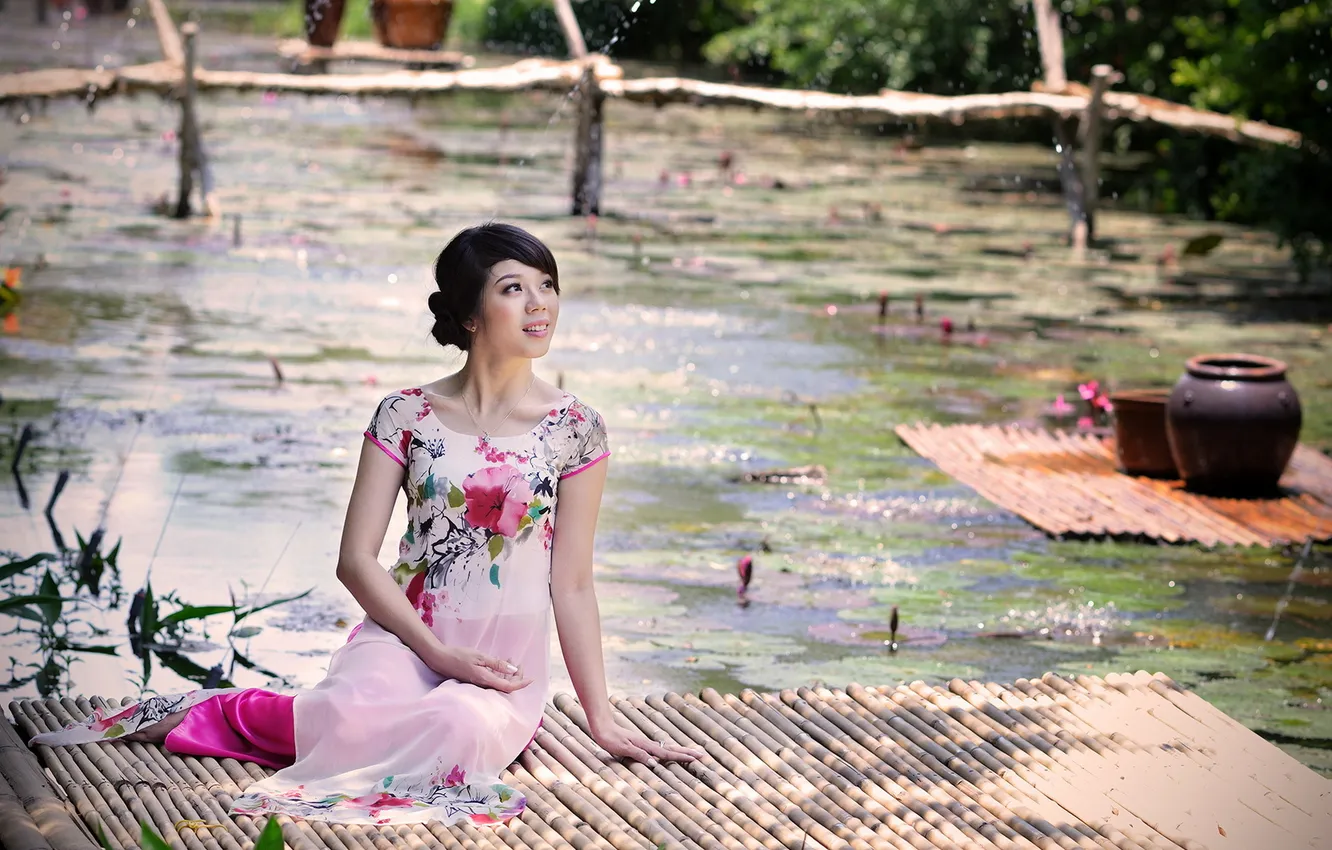 Photo wallpaper girl, lake, Asian