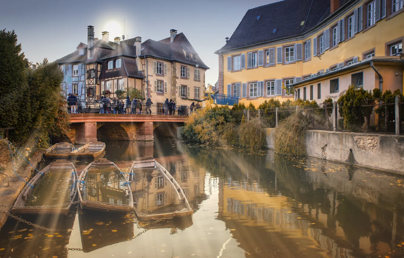 Photo wallpaper autumn, the sun, rays, the city, boat, France, home, channel