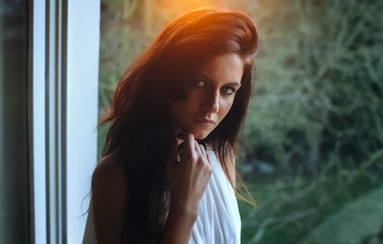 Photo wallpaper look, portrait, sunlight, Bloody hours