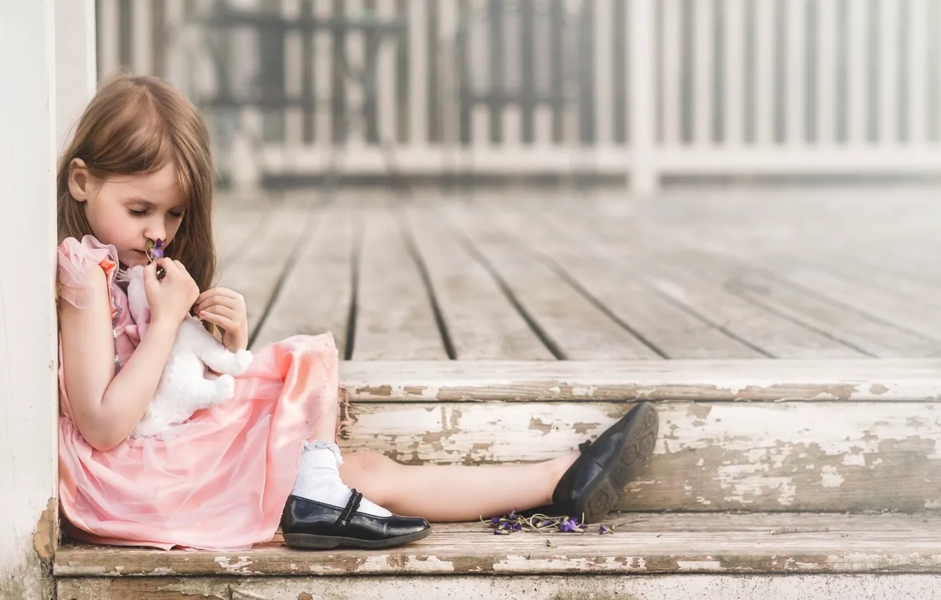 Photo wallpaper flowers, toy, girl