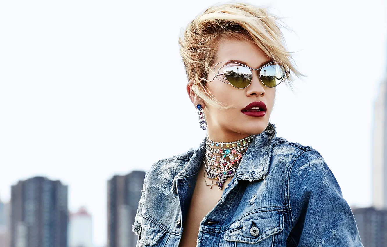 Photo wallpaper photoshoot, Rita Ora, Flare