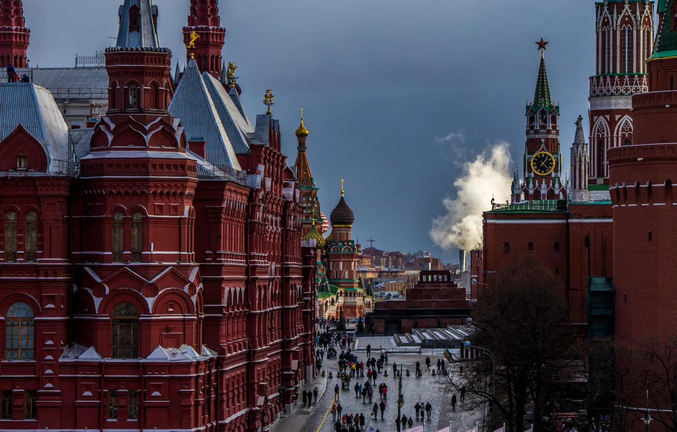 Photo wallpaper the sky, clouds, the city, people, view, Moscow, temple, The Kremlin
