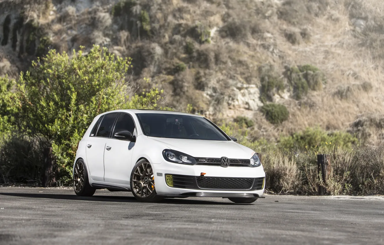 Photo wallpaper Volkswagen, Candy, White, Golf, GTI, MK6, Bronze, VMR