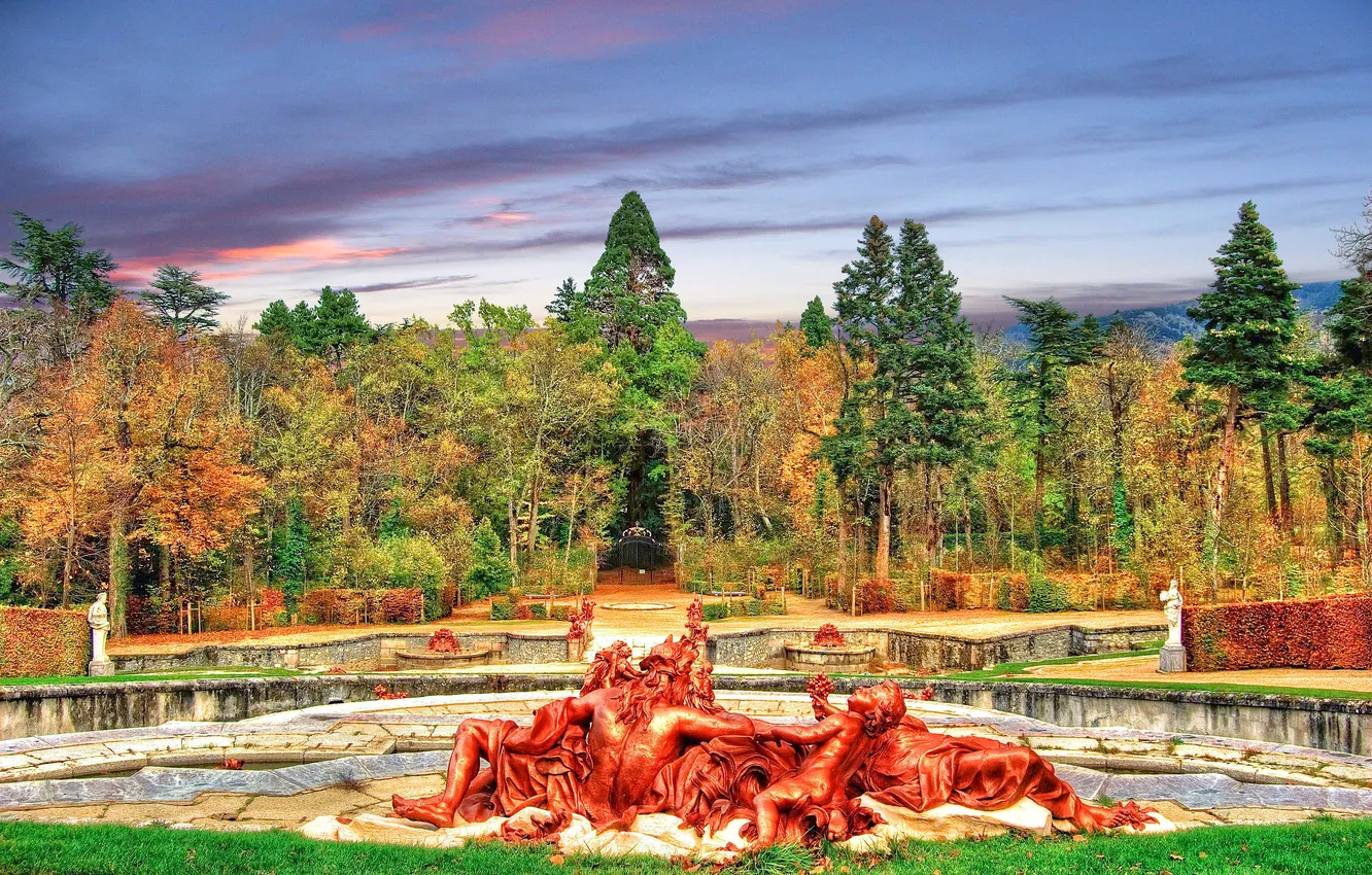 Photo wallpaper autumn, the sky, clouds, trees, Park, fountain, Spain