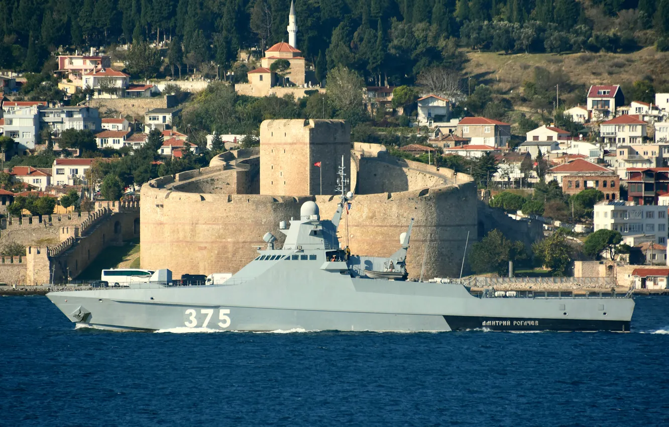 Photo wallpaper The Bosphorus, patrol ship, Dmitry ROGACHEV