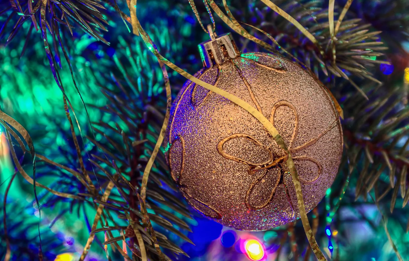 Photo wallpaper branches, sequins, Christmas ball
