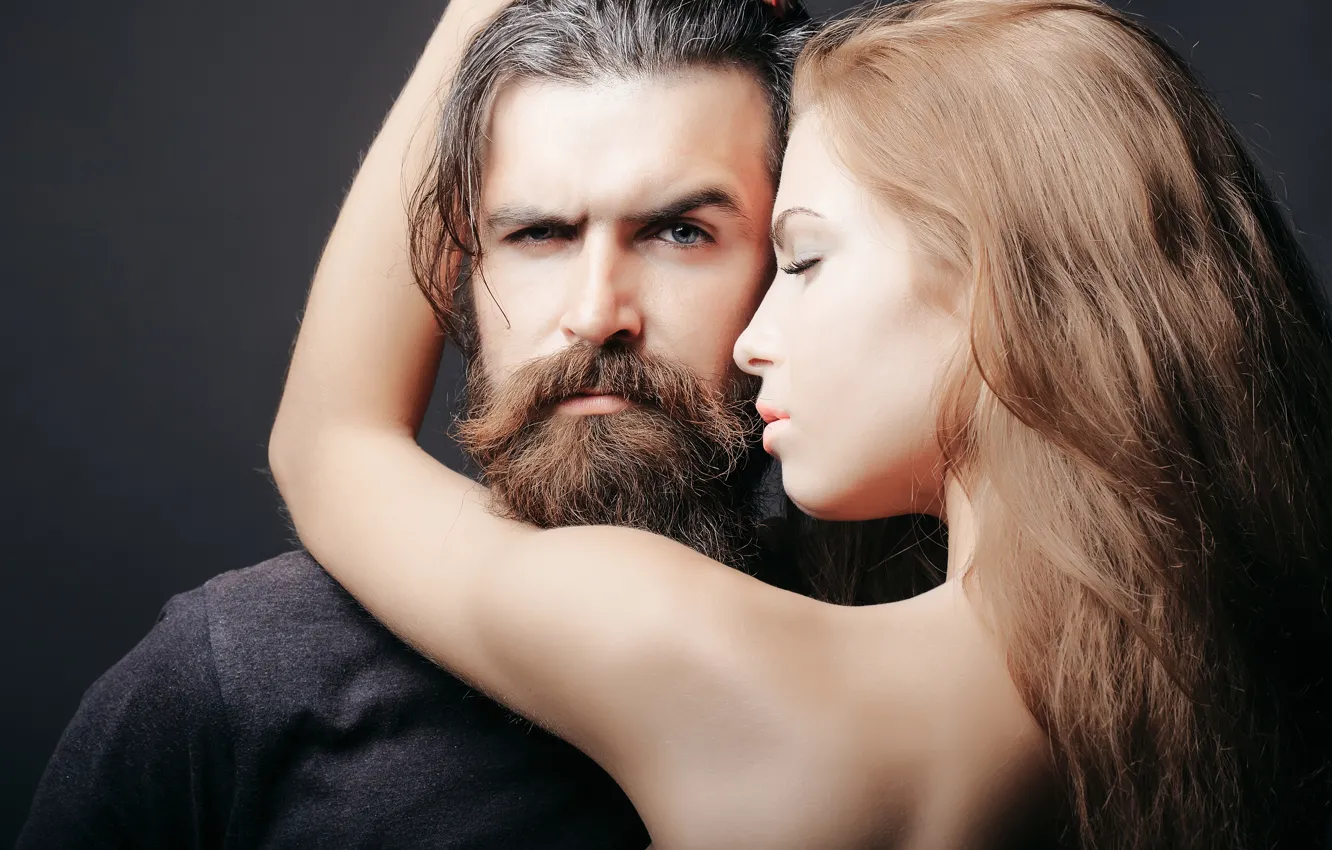 Photo wallpaper hug, Woman, man with beard, penetrating look