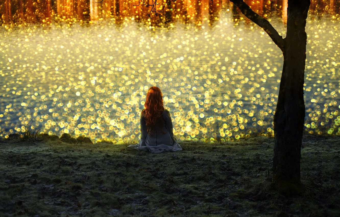 Photo wallpaper girl, light, river, shore, red, bokeh