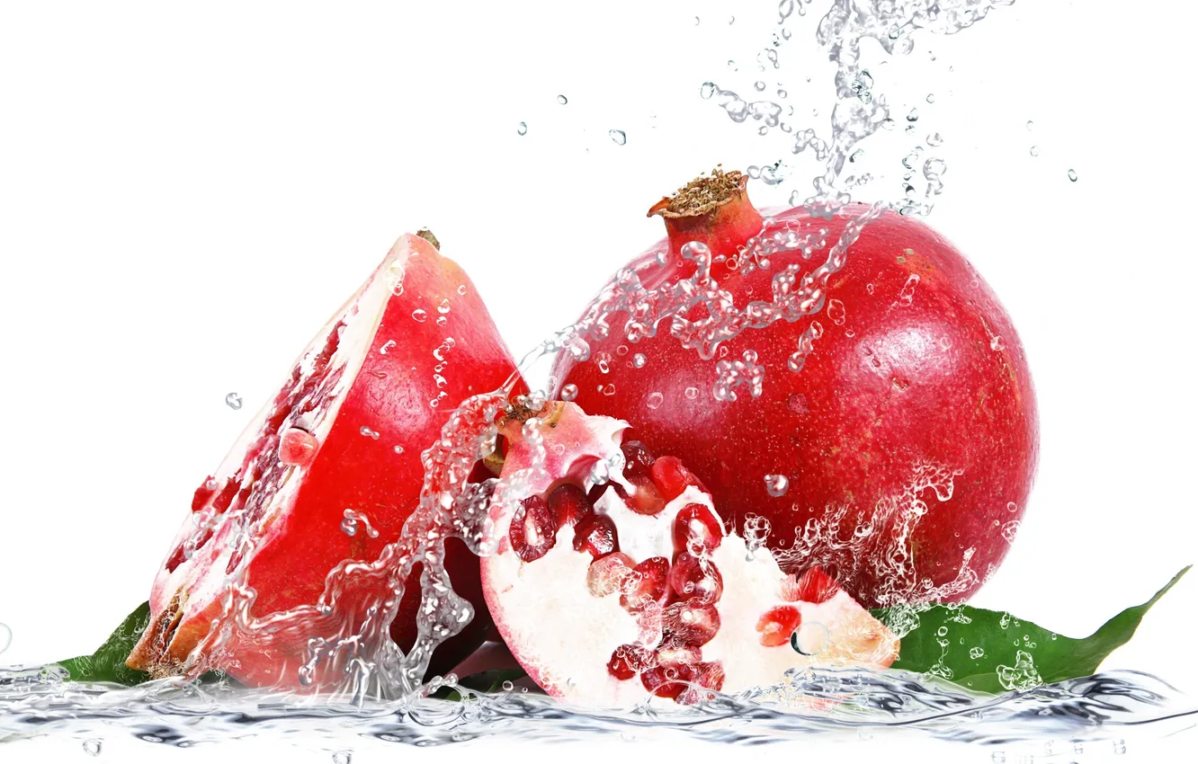 Photo wallpaper water, leaf, fruit, garnet