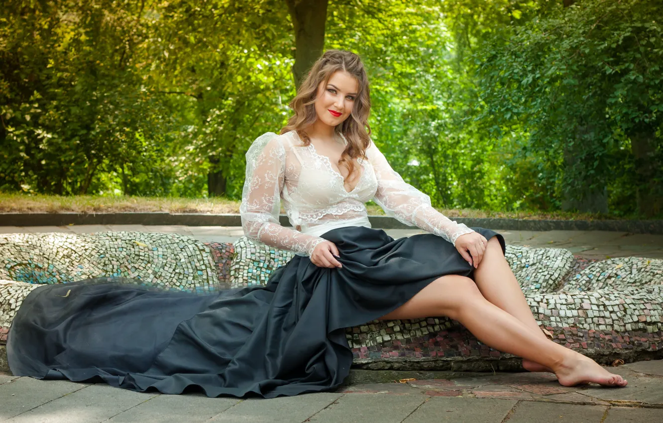 Photo wallpaper make up, dress, legs, Yuri Suchecki