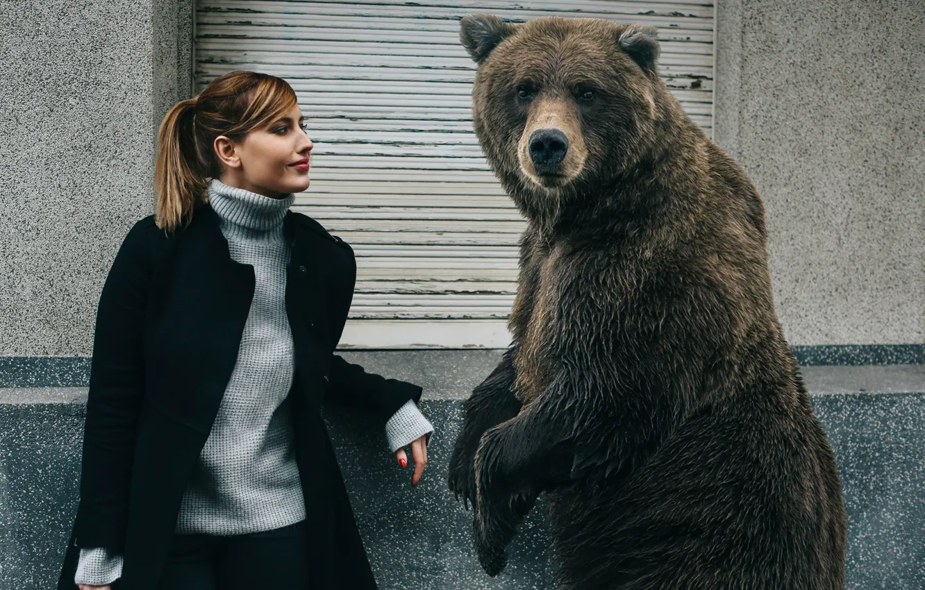 Photo wallpaper girl, each, bear, friends