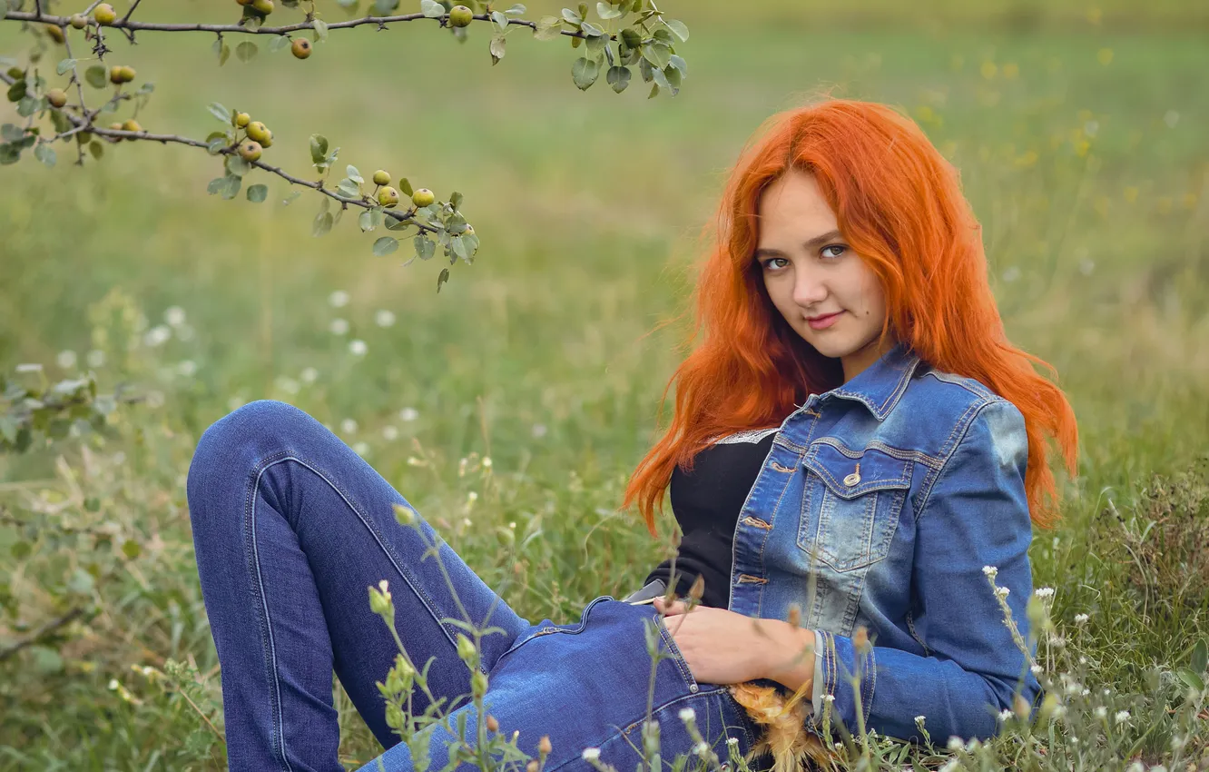 Photo wallpaper look, girl, nature, pose, red