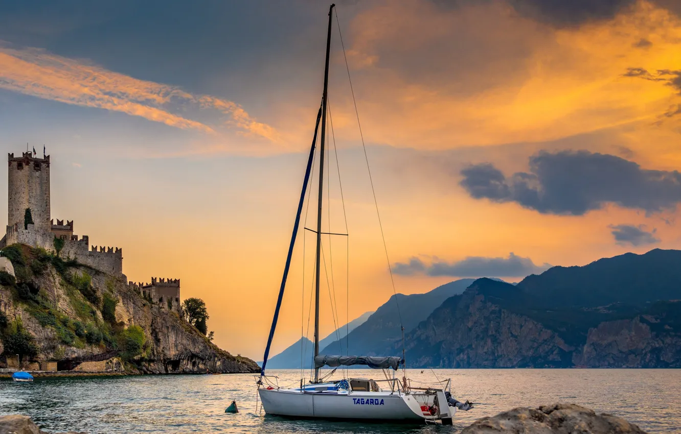 Photo wallpaper sea, landscape, Italy, sunset, castle, boat, Lake Garda