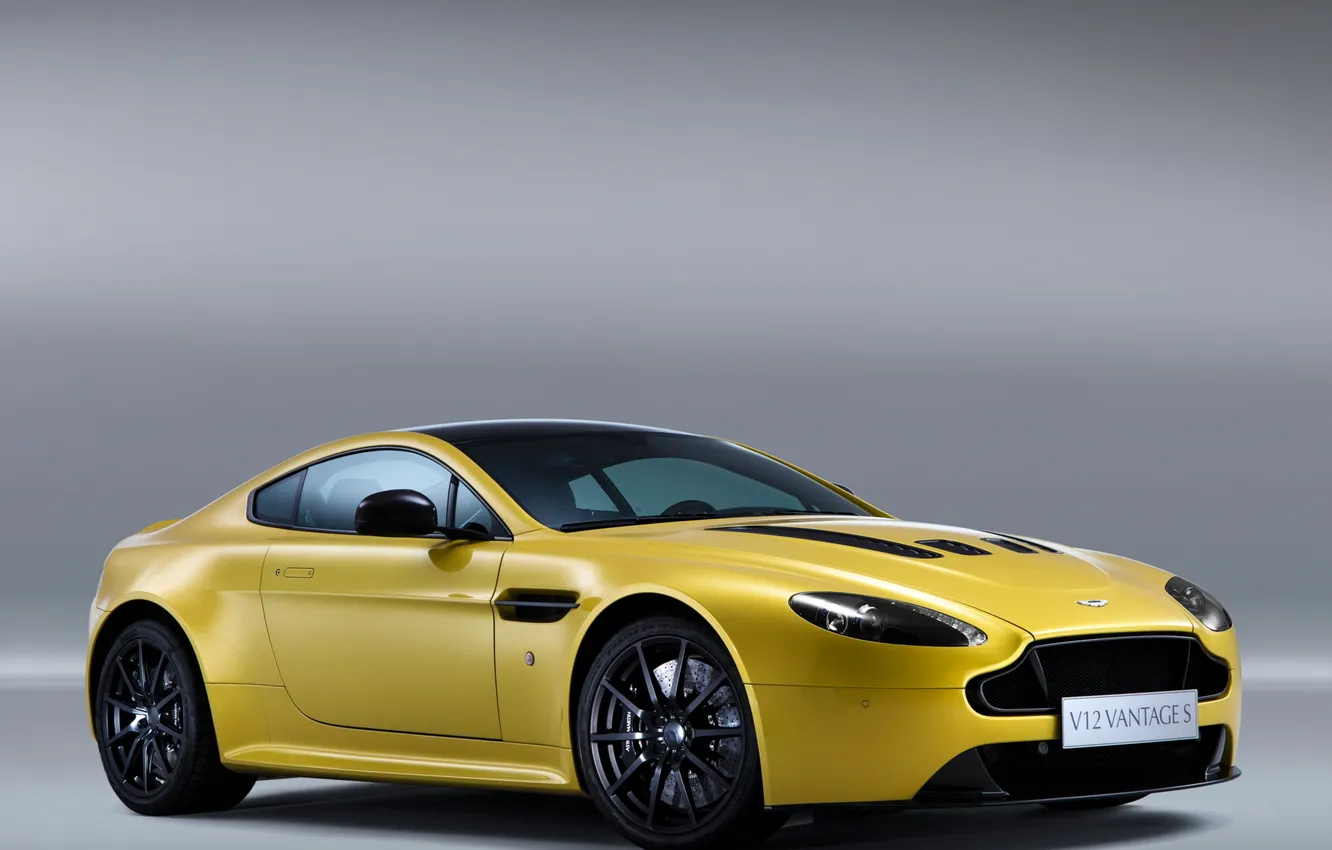 Photo wallpaper car, Aston Martin, yellow, V12, fon, Vantage S