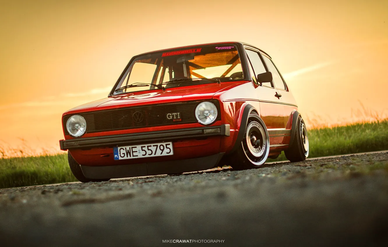 Photo wallpaper Red, Auto, Volkswagen, Machine, Golf, Volkswagen Golf, Old, Volkswagen Golf GTI