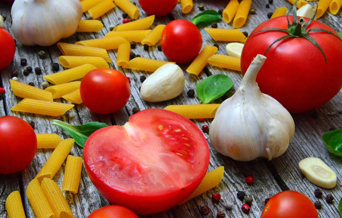 Photo wallpaper Tomatoes, garlic, pasta