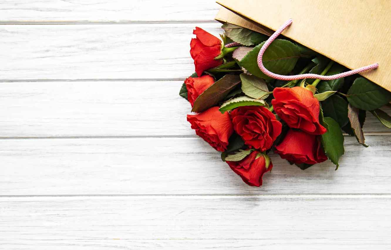 Photo wallpaper flowers, roses, packaging