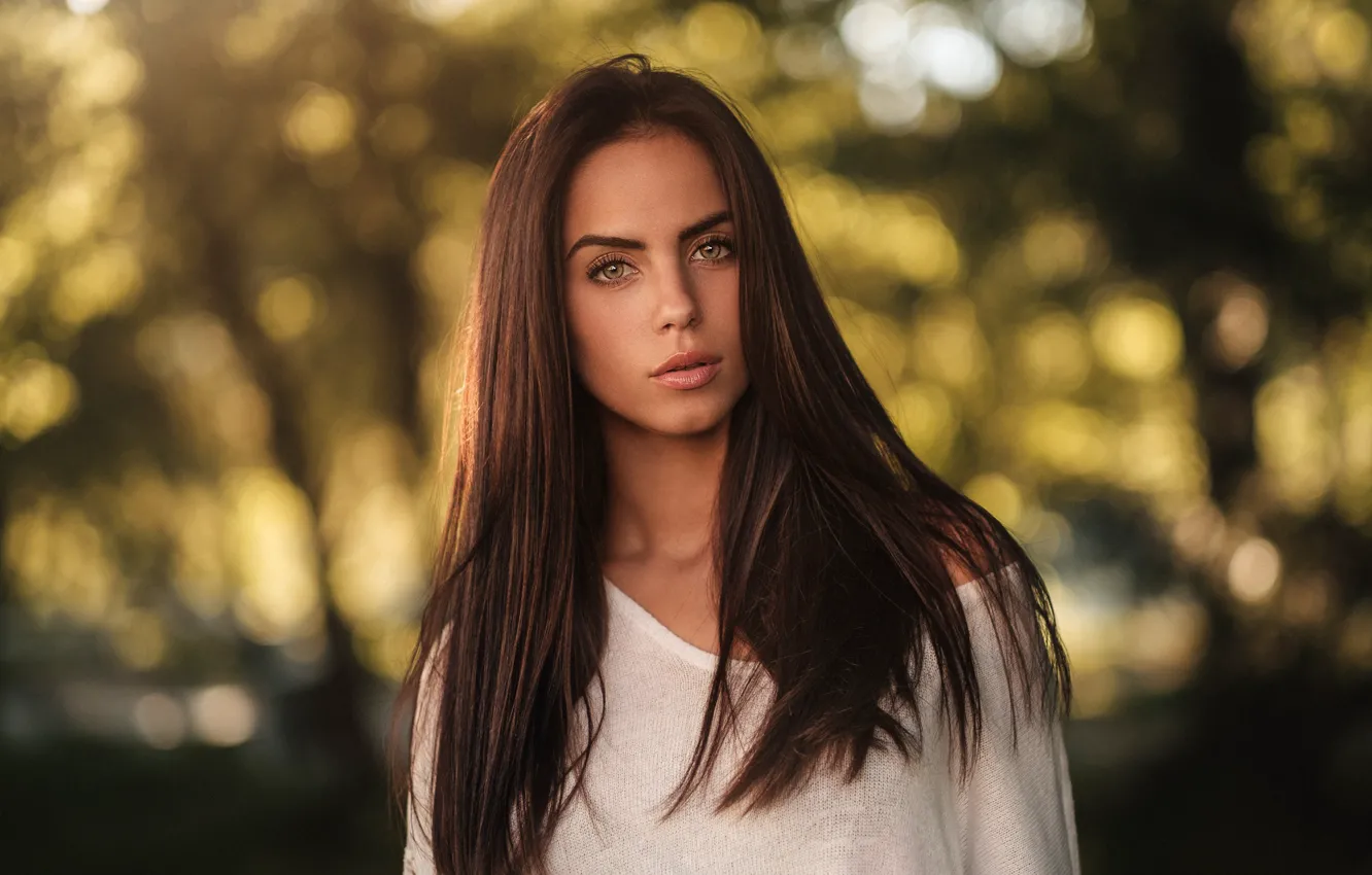 Photo wallpaper glare, background, model, portrait, makeup, hairstyle, brown hair, beauty