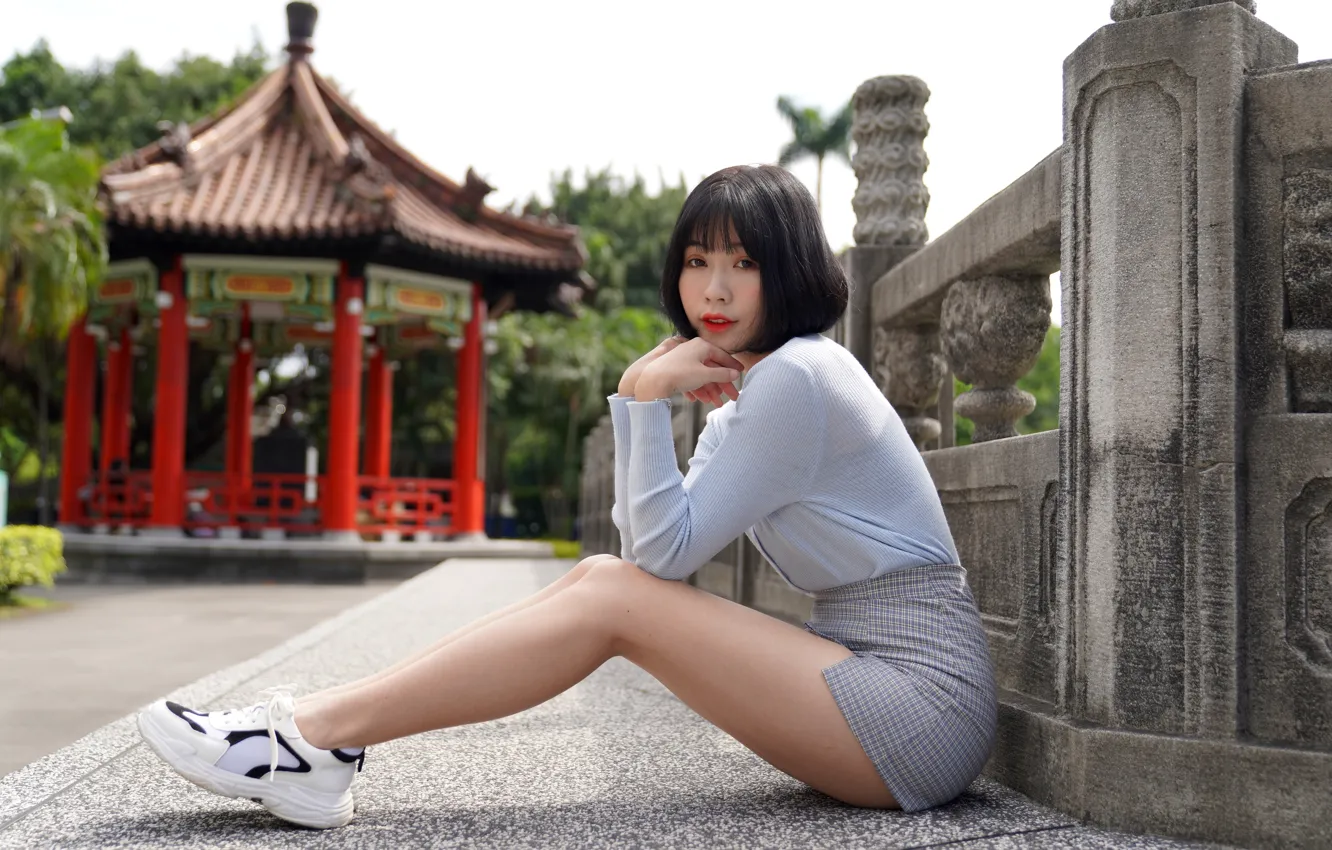 Photo wallpaper look, trees, pose, Park, model, skirt, portrait, makeup
