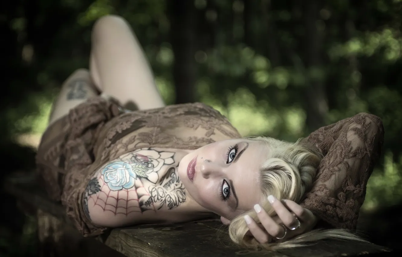 Photo wallpaper girl, tattoo, Cara Marshall