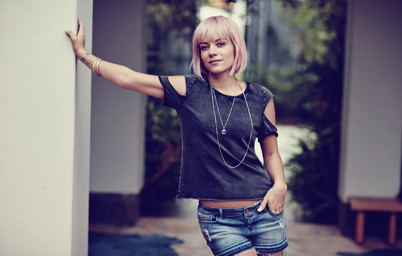 Photo wallpaper pose, model, clothing, shorts, Mike, figure, actress, hairstyle