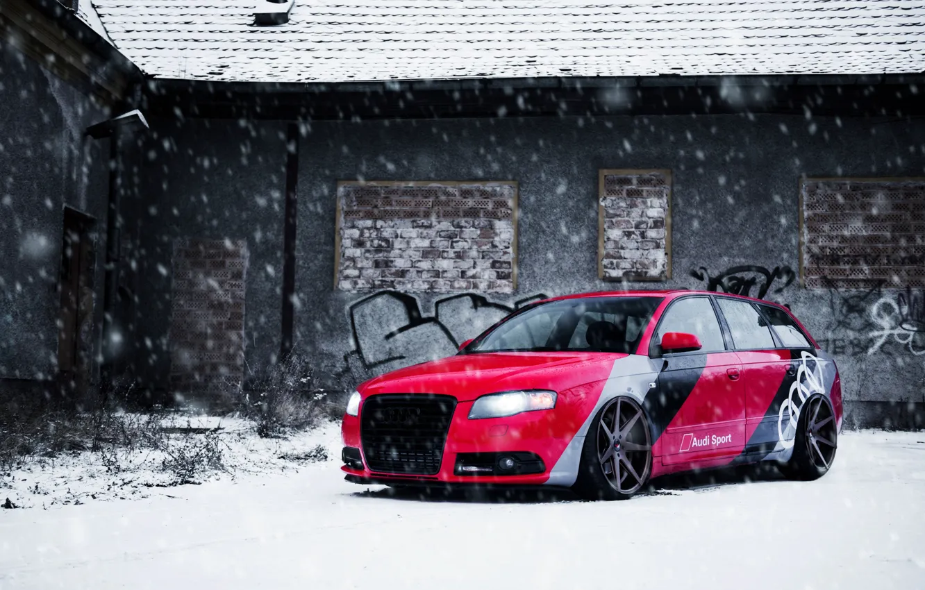 Photo wallpaper Audi, Red, Snow, Garage, Before, Audi A4, A4 Avant