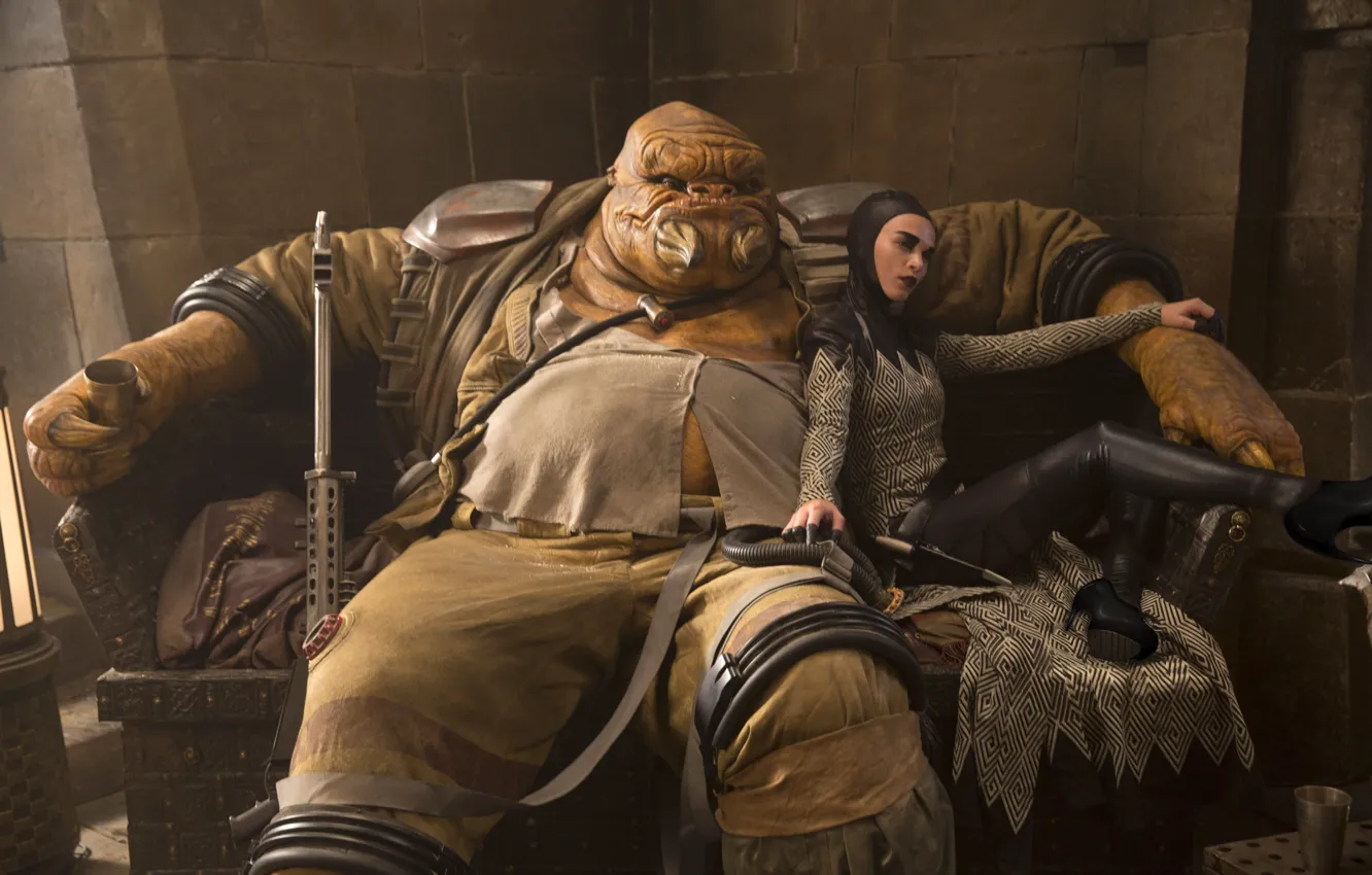Photo wallpaper cinema, Star Wars, girl, gun, weapon, woman, alien, eyes
