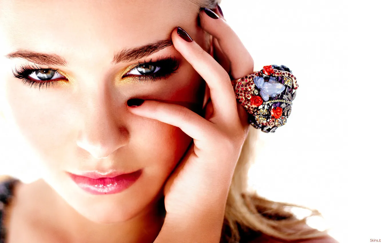 Photo wallpaper eyes, look, girl, hands, makeup, actress, ring, Hayden Panettiere